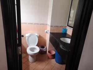 Bany a Marina Court KK City Homestay