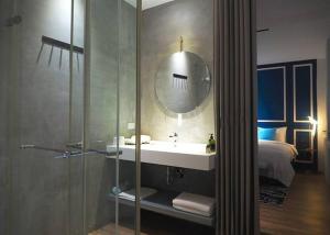 Koupelna v ubytování 小小邸 Small Hotel