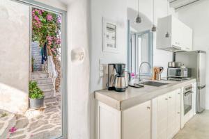 Φωτογραφία από το άλμπουμ του Kastro House - Sea view in Parikia city center στην Παροικιά