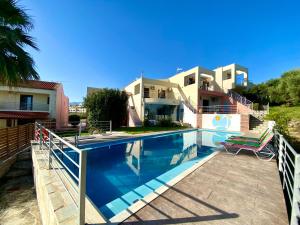 Foto sihtkohas Chaniá asuva majutusasutuse SeaView Apartment with shared pool, Almyrida galeriist