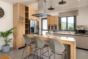 A kitchen or kitchenette at Mirena Luxury Living-Casa di Maria Még 18 kép