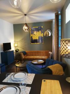 Część wypoczynkowa w obiekcie Appartement sous les remparts