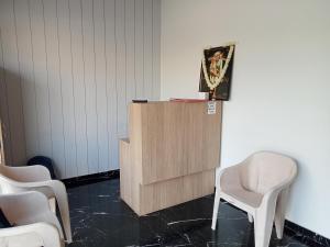 Fotografie z fotogalerie ubytování Hotel Dwarka Palace v destinaci Ahmednagar