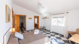 Część wypoczynkowa w obiekcie Villa el Cerrillo Málaga - Churriana by Ruralidays