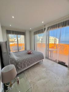 Postel nebo postele na pokoji v ubytování Silvia luxury apartment