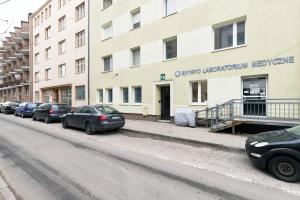 Budynek, w którym mieści się apartament