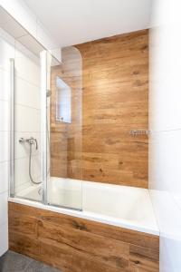 A bathroom at Apartmány Oravskie