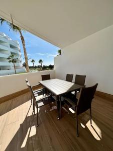 Balkón nebo terasa v ubytování PUSHE Playa Granada Beach & Golf 10