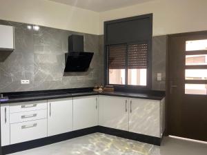 Kuchyň nebo kuchyňský kout v ubytování Bloemen Huis