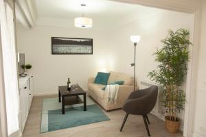 Posedenie v ubytovaní Aukera Apartment I by Basque Homes