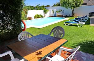 Πισίνα στο ή κοντά στο Chalet la Dehesa