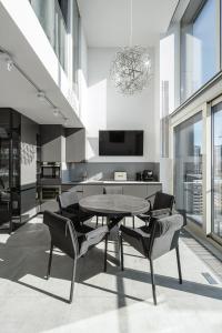 Fotografie z fotogalerie ubytování The Penthouse Kyiv v Kyjevě