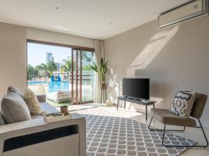 Sanders Aqua Park Resort - Precious 3-Bedroom Holiday Home With Shared Pool