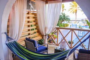 Balcone o terrazza di Ocean Point Beach Resort & Spa Adults Only