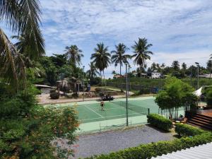 Tiện nghi tennis/bóng quần (squash) tại Sea Tong