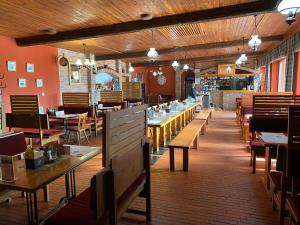 Restoran atau tempat lain untuk makan di Hotel Formanka
