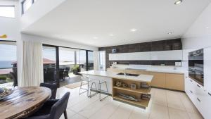 Η κουζίνα ή μικρή κουζίνα στο Belvedere Luxury Apartment 2