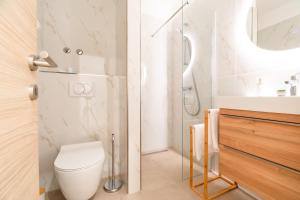 Apartments & Rooms Fisherman's Luck的一间浴室