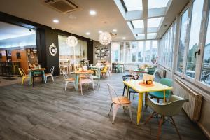Restauracja lub miejsce do jedzenia w obiekcie Hotel Spa Sinagoga