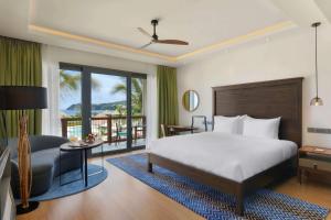 Postel nebo postele na pokoji v ubytování InterContinental Dominica Cabrits Resort & Spa by IHG