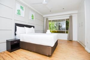 Ένα ή περισσότερα κρεβάτια σε δωμάτιο στο Spacious Menlyn Maine Villa +41 φωτογραφίες