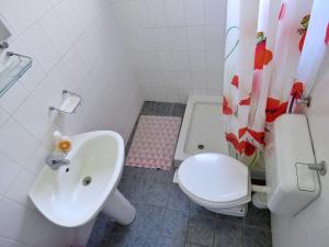 Koupelna v ubytování Apartments Mandalinic