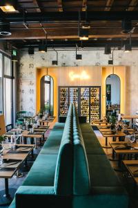 Posezení v ubytování Seven Boutique Hotel