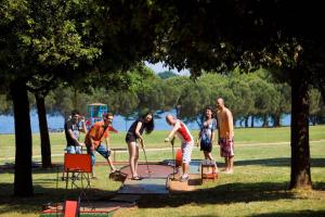 Hostia v ubytovaní Easyatent Safari tent Park Umag