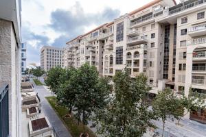 an overhead view of a city street with buildings at Central and Luxury New 2BR&2Bth - Private Parking in Jerusalem