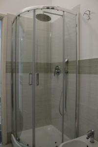 Koupelna v ubytování ROOMS 18A + 45 fotografií