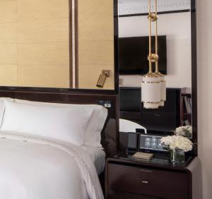 Cama ou camas em um quarto em The Peninsula Istanbul