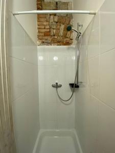 Ένα μπάνιο στο Багатомісні Апартаменти на Арсенальній +9 φωτογραφίες