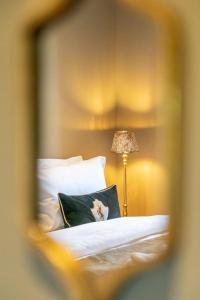 Postel nebo postele na pokoji v ubytování Sunny Luxurious 2 bedroom Holiday cottage