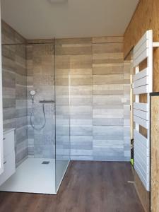 Et badeværelse på LA MAISON POURRIE