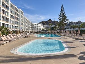 Bazén v ubytování Ocean View Apartment nebo v jeho okolí