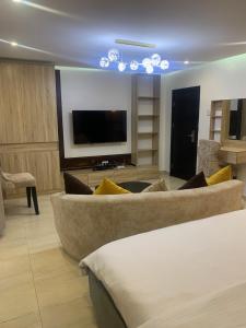 Φωτογραφία από το άλμπουμ του YP George σε Lekki