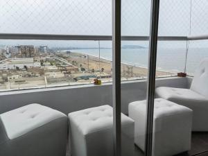 Elegante Departamento con Vista al Mar