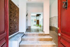 Fotografia z galérie ubytovania Cómodo y moderno apartamento centro Granada v destinácii Granada