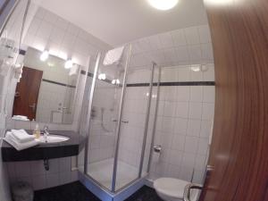 Koupelna v ubytování Hotel Zum Weißen Roß