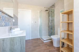 Koupelna v ubytování Hostal El Perelló, Valencia