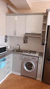 Gambar di galeri bagi Gold Baku di Baku