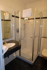Koupelna v ubytování Hotel Zum Weißen Roß
