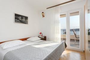 Fotografie z fotogalerie ubytování Apartment Rogoznica 7558a v Rogoznici