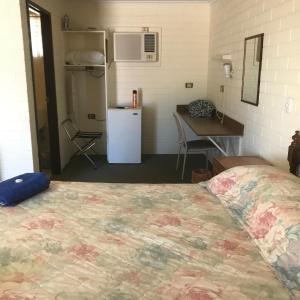 Minnipa Hotel房間的床