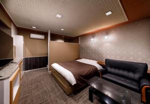 TV a/nebo společenská místnost v ubytování HOTEL HanaBi 長良の湯 -大人専用- + 34 fotografií