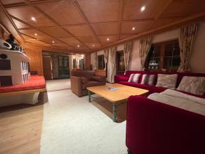 Posezení v ubytování Villa Kitzbühel