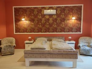 Postel nebo postele na pokoji v ubytování Zámecký apartmán - Castle apartment