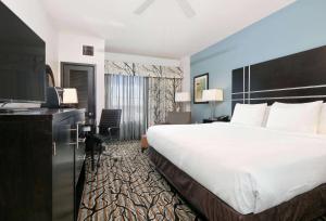 Postel nebo postele na pokoji v ubytování La Quinta Inn & Suites by Wyndham Lubbock Southwest