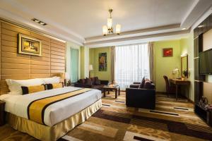 Katil atau katil-katil dalam bilik di Best Western Green Hill Hotel