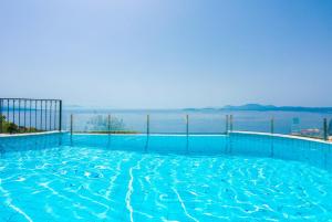 The swimming pool at or close to Villa Magda